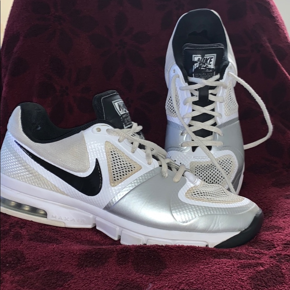 Nike shoes
